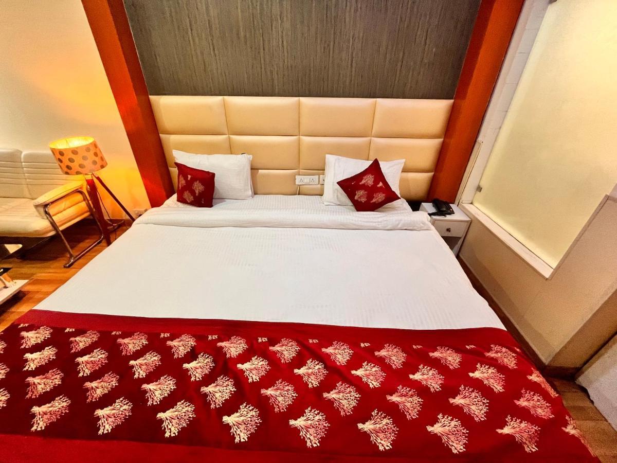 Oyster Pearl I Near Medanta Hospital I Sec-39 I Gurgaon Hotell Exteriör bild